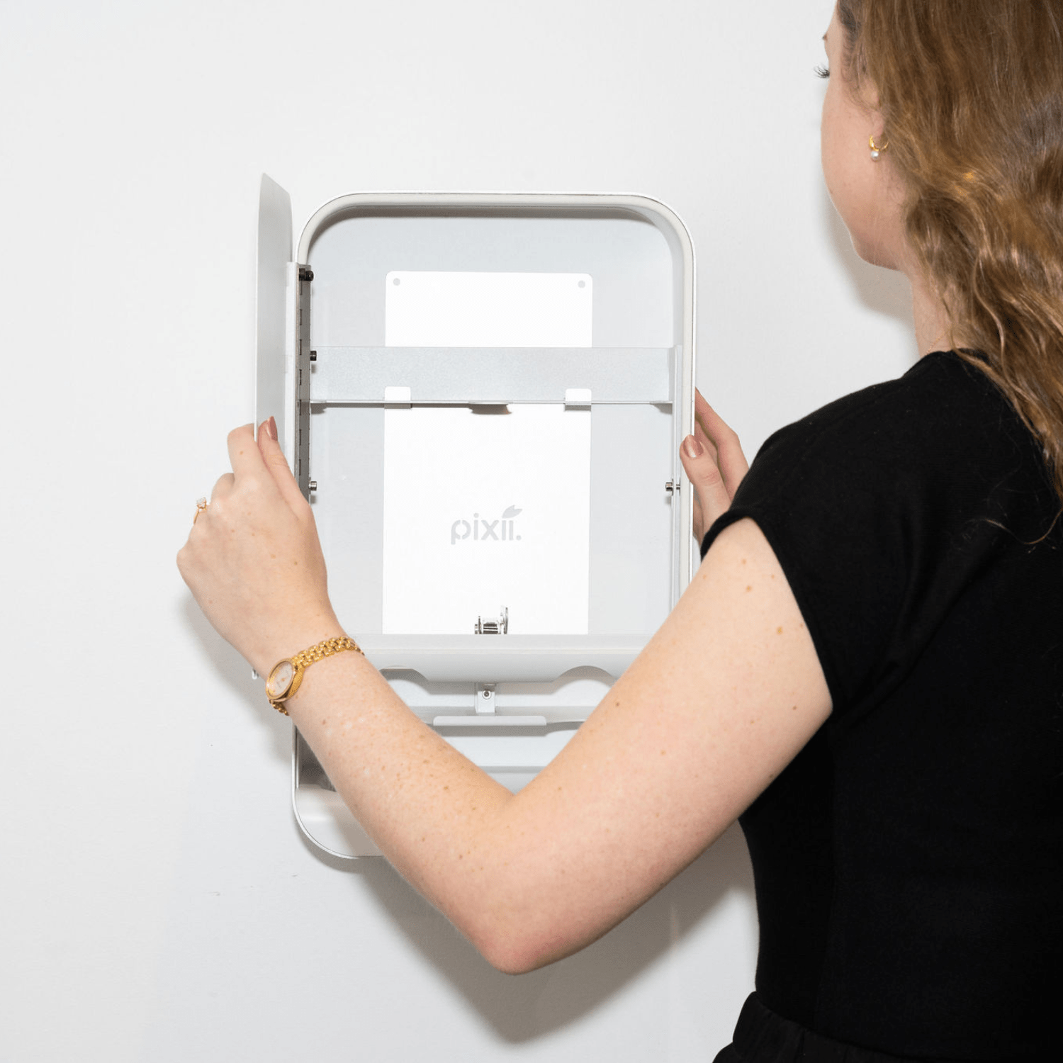 The Premium Dispenser - Pixii